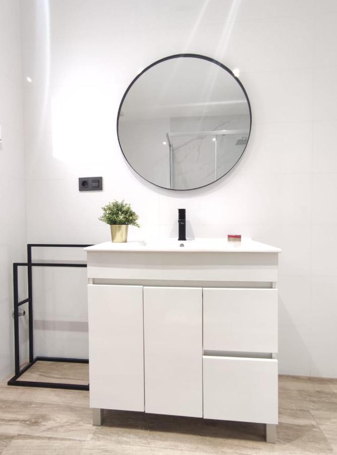 Covadonga Suite Home Σεβίλλη Εξωτερικό φωτογραφία