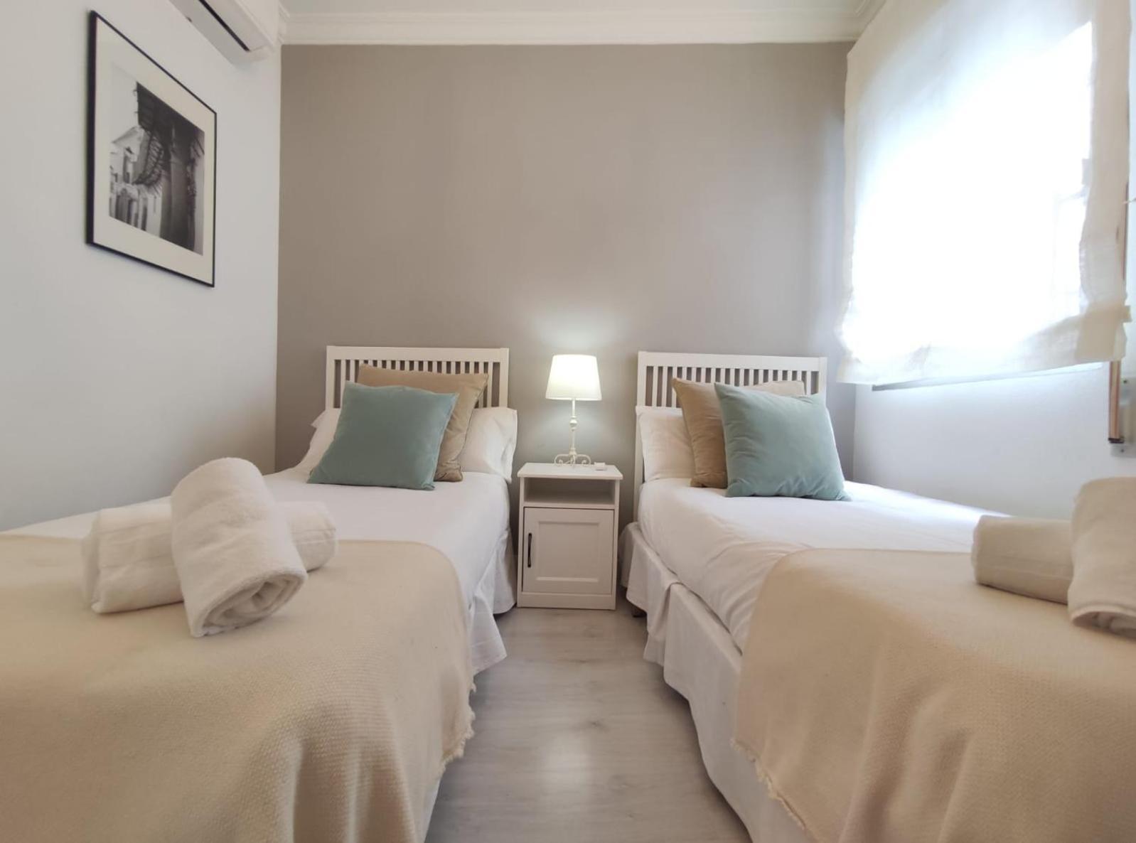 Covadonga Suite Home Σεβίλλη Εξωτερικό φωτογραφία